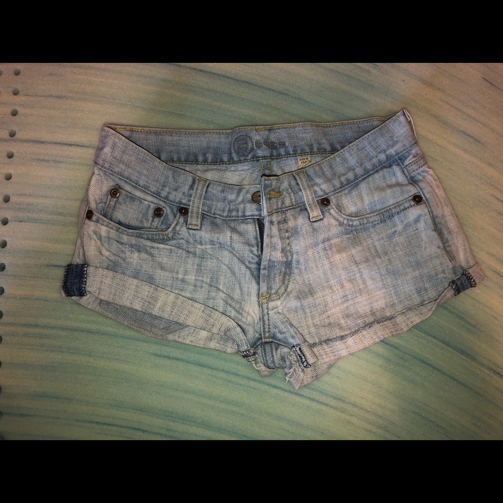 Short shorts. Size 26